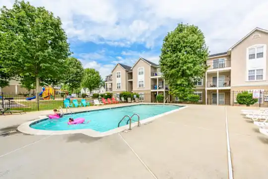 Crown Point Luxury Apartments Photo 2