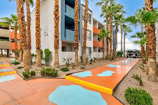 Villas At Desert Pointe Photo 2