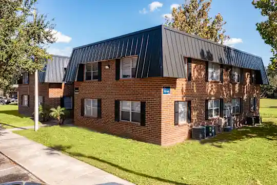 Apartments Near 32811