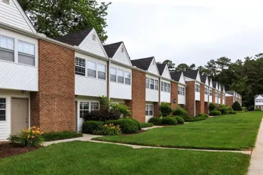 Apartments for Rent Near North Carolina State University - Student Housing