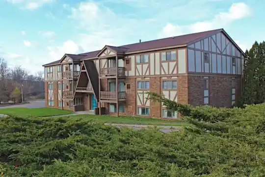 Chalet Villa Apartments Photo 1
