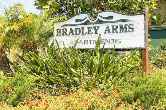 Bradley Arms Apartments Photo 1