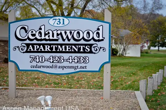 Cedarwood Apartments Photo 1