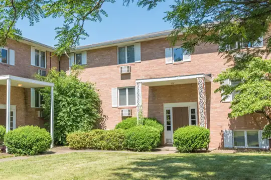 Apartments for Rent in Canton, OH - 114 Rentals | ApartmentGuide.com