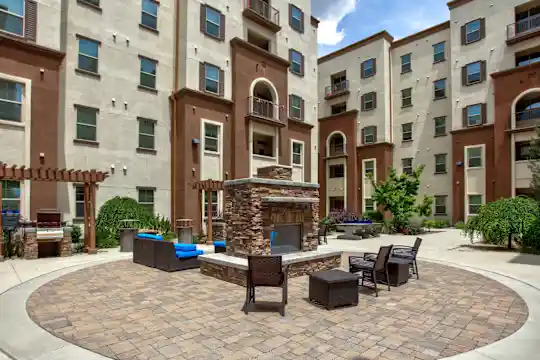 Green Leaf Republic Student Living Photo 1