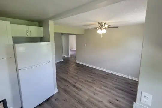 Apartment For Rent Near Pleasant Valley