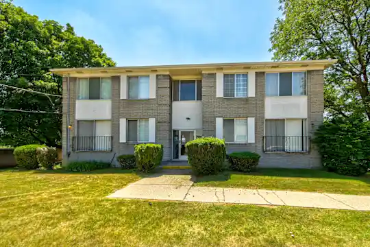 Redford Manor Apartments Photo 2