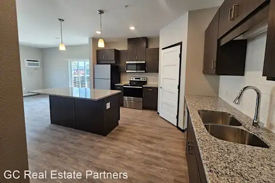 Block 25 Lofts Photo 1