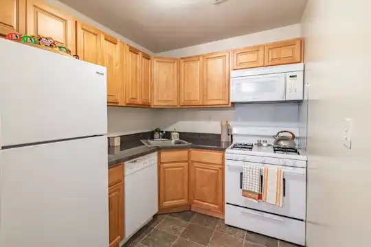 Country Village Apartment Homes Photo 1