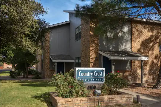 Country Crest Townhomes Photo 1