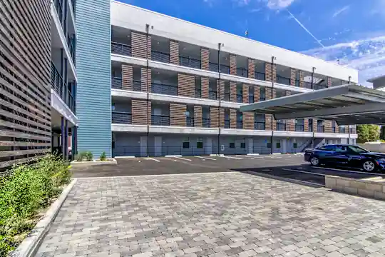 C+C Flats Photo 2