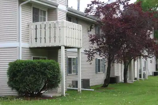 Sun Valley Apartments Photo 2