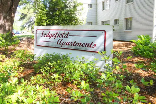 Sedgefield Apartments Photo 1