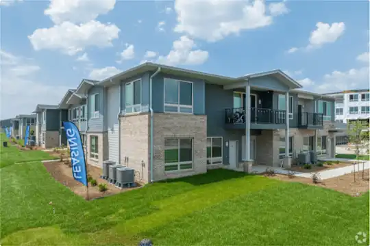 The Sterling at Prairie Trail North Photo 1