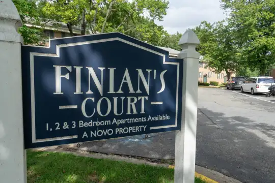 Finian's Court Photo 2