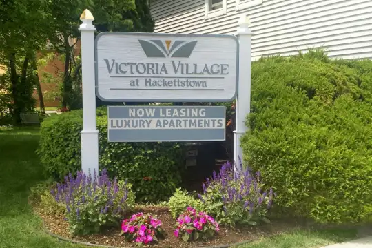 Victoria Village Apartments Photo 2
