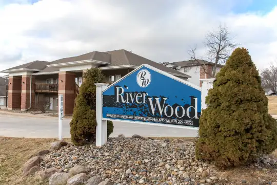 Riverwood Apartments Photo 1