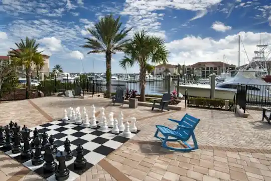 The Views At Harbortown Photo 2