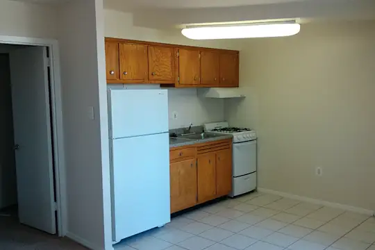 The Revere Apartments Photo 2