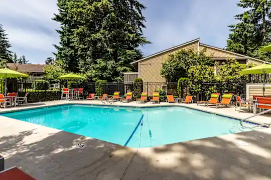 Vue Kirkland Photo 2