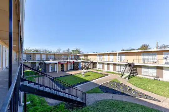 Apt For Rent Under 700