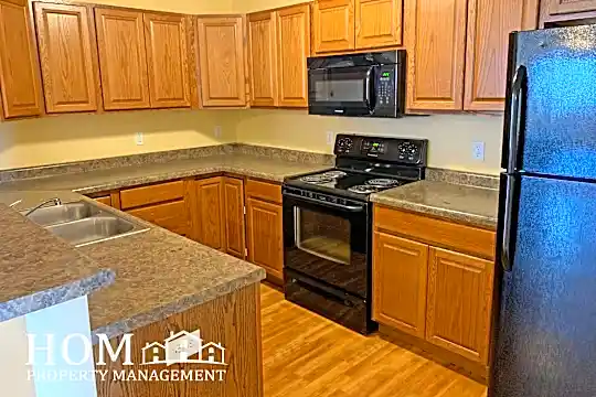 251 Bunting Ln Photo 2