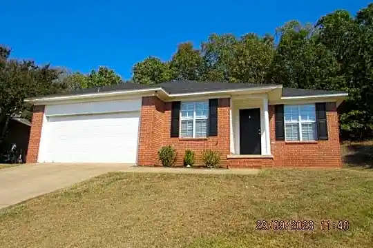 2580 Sapphire Dr Photo 1