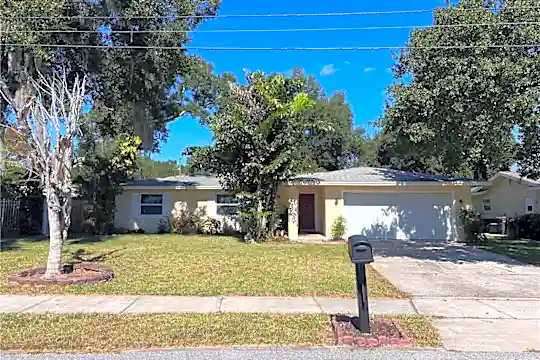 232 Robin Rd Photo 1