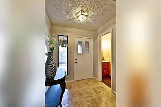 2534 Sunnibrook Ct Photo 2