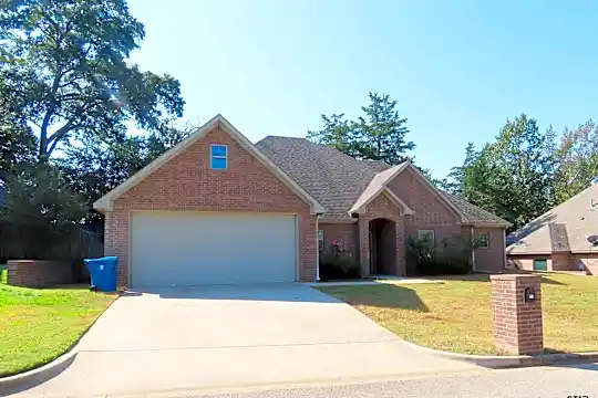 121 Hook Norton Ln Photo 1