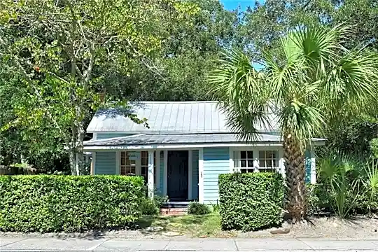 1147 Demere Rd Photo 1