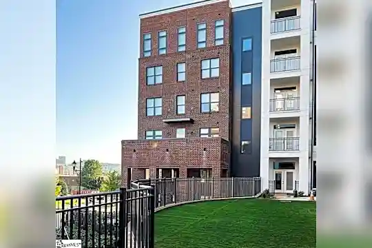366 Field St #DANFORTH Photo 1