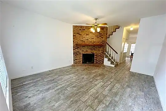 3801 14th St #807 Photo 2