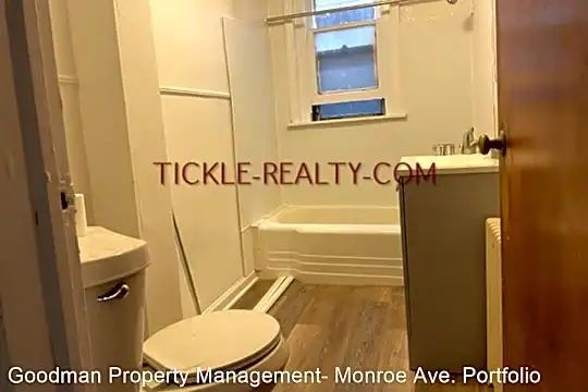 666 Monroe Ave Photo 2