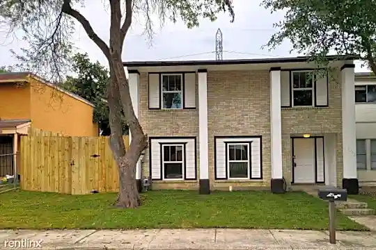 8002 Winsford Dr Photo 1