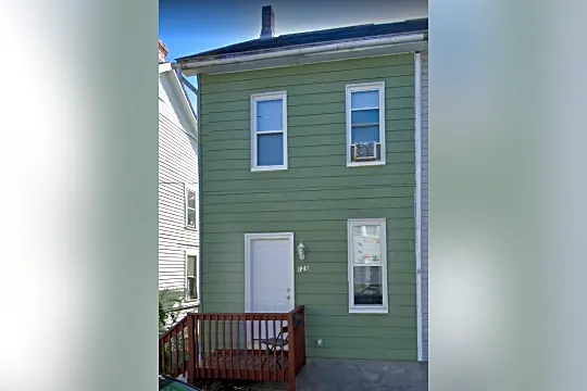 501 George St, Hagerstown, MD 21740 Studio Apartment for $900