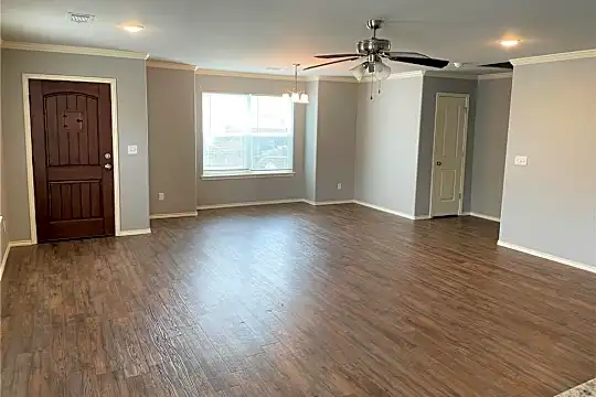 4191 W Santa Maria Ln Photo 2