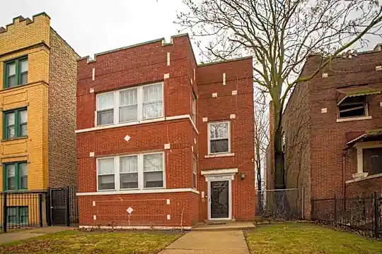 10918 S Vernon Ave #1 Photo 1