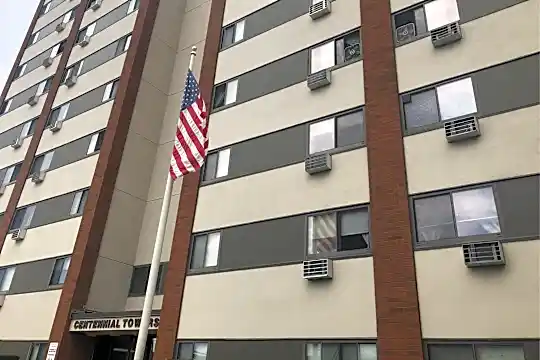 Centennial Towers Photo 2