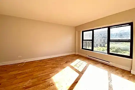 410 St Nicholas Ave Photo 2