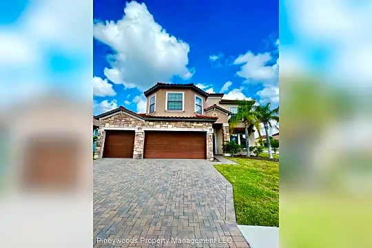 This Florida home could earn you $1M a year in rental income