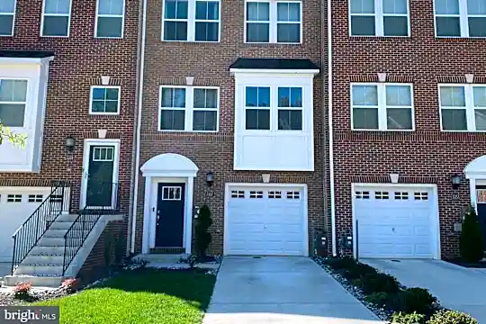 5357 Phillis Wheatley Pl Photo 1