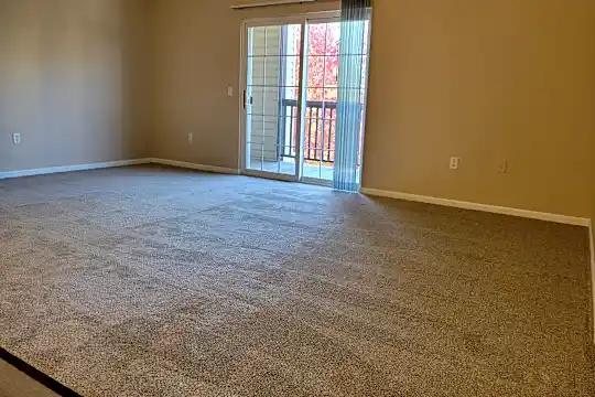 50 Hunt Club Drive Photo 1