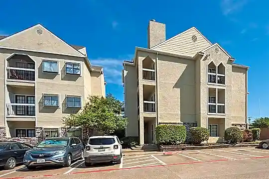 4800 W Lovers Ln #516 Photo 2