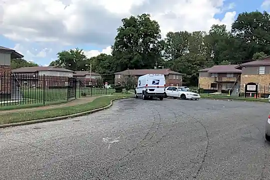 Howell Apartments Photo 1