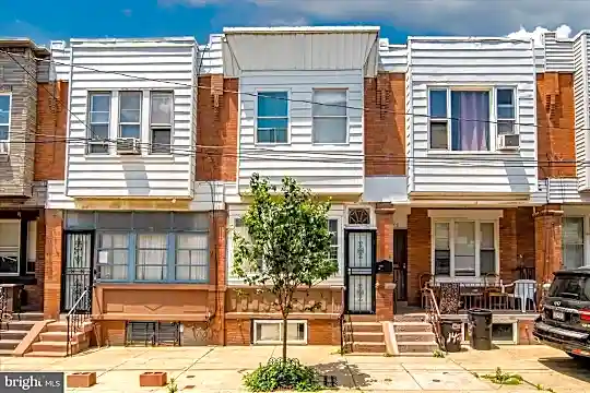 1430 S Etting St Photo 1