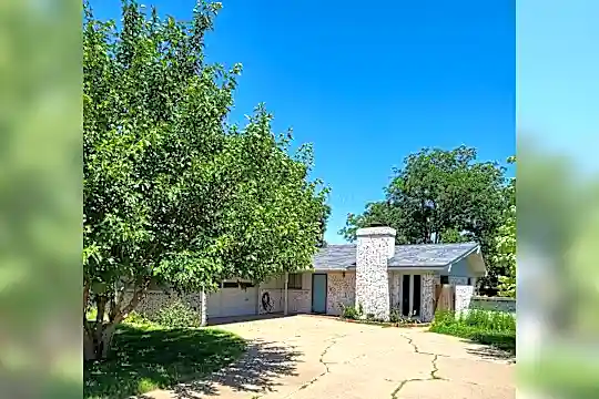 3621 Thurman St Photo 1