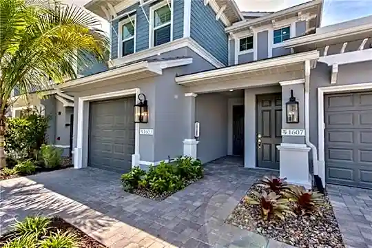 2609 Seychelles Cir #1603 Photo 2