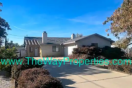 10660 Cottonwood Ave Photo 1