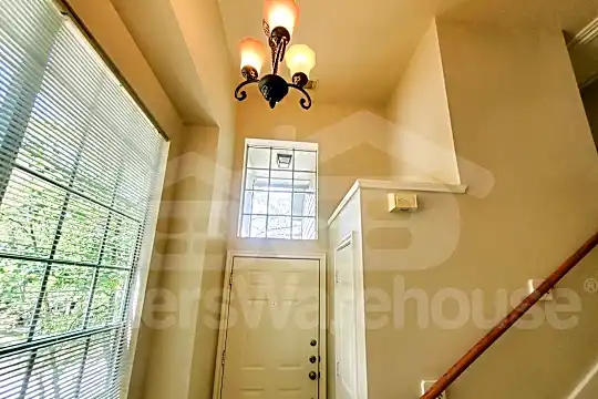 79 N Walden Elms Circle Photo 1